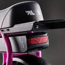 Load image into Gallery viewer, Flight Risk FR303