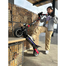 Load image into Gallery viewer, VELOZ V1 ELECTRIC SCOOTER 1200W KEYLOCK PUCNTURE PROOF TYRE + APP