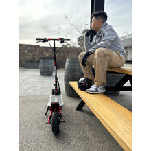 Load image into Gallery viewer, VELOZ V1 ELECTRIC SCOOTER 1200W KEYLOCK PUCNTURE PROOF TYRE + APP