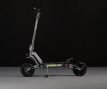 Load image into Gallery viewer, SCORPION - DUAL MOTOR - ALL TERRAIN ELECTRIC SCOOTER 2024