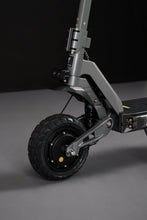 Load image into Gallery viewer, SCORPION - DUAL MOTOR - ALL TERRAIN ELECTRIC SCOOTER 2024