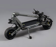 Load image into Gallery viewer, SCORPION - DUAL MOTOR - ALL TERRAIN ELECTRIC SCOOTER 2024