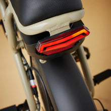 Load image into Gallery viewer, CRUZR TRAVELLER GEN 2 Electric Bike
