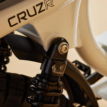Load image into Gallery viewer, CRUZR SWELL Electric Bike
