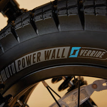 Load image into Gallery viewer, CRUZR SWELL Electric Bike
