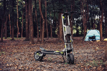 Load image into Gallery viewer, DRAGON HURRICANE-  AUSTRALIA&#39;S MOST POWERFUL DUAL STEM  E-SCOOTER - 6720 Watts
