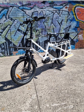 Load image into Gallery viewer, Vyron Liv-E Plus Cargo Electric Bike
