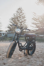 Load image into Gallery viewer, DiroDi Rover Vintage style modern electric bike 750W Gen 3
