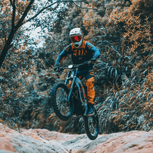 Load image into Gallery viewer, Sur-Ron 2023 Model Light Bee X Electric Dirt Bike E-Bike
